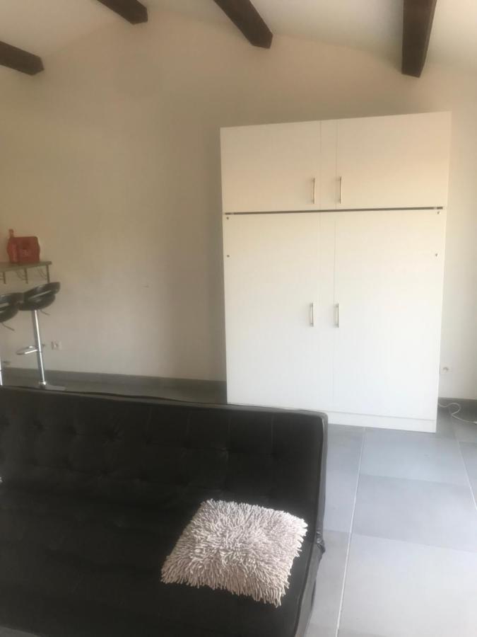 Studio 30 M² Villa Lançon-Provence Buitenkant foto